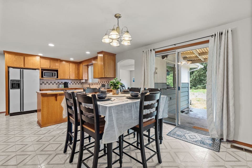 Large dining table is great for gatherings, work and games!