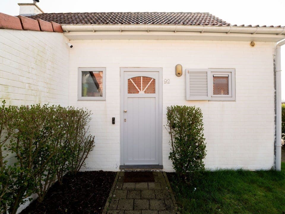 Plant, Property, Building, Window, Door, Wood, House, Land Lot, Grass, Cottage