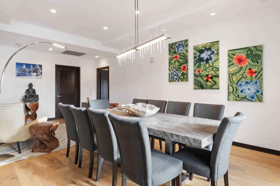 lion-w303-5297_53327547331_o