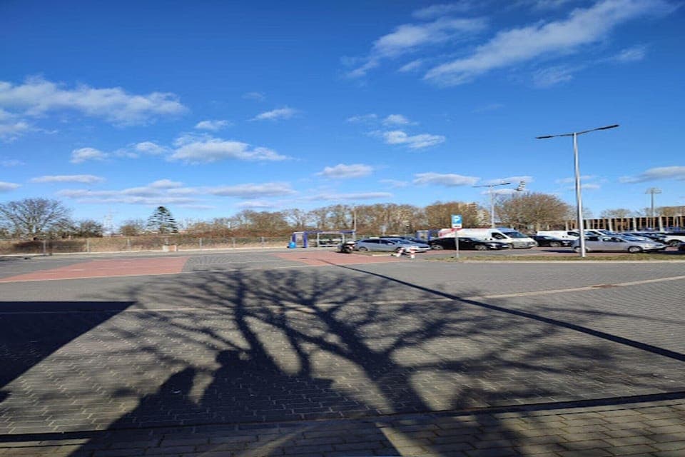 Immediate Surroundings [summer] (<1 km)