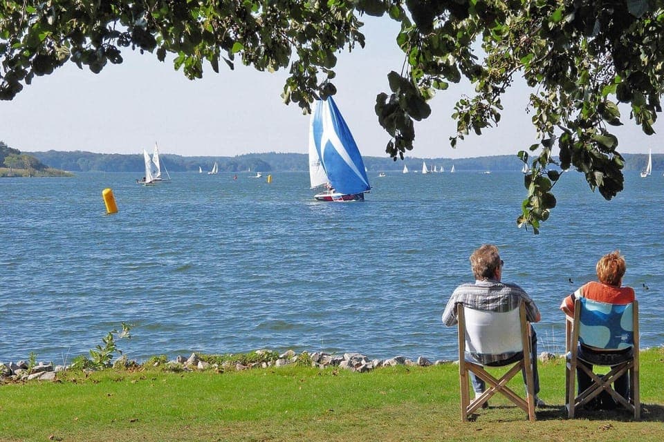 Surroundings [summer] (1-5 km)