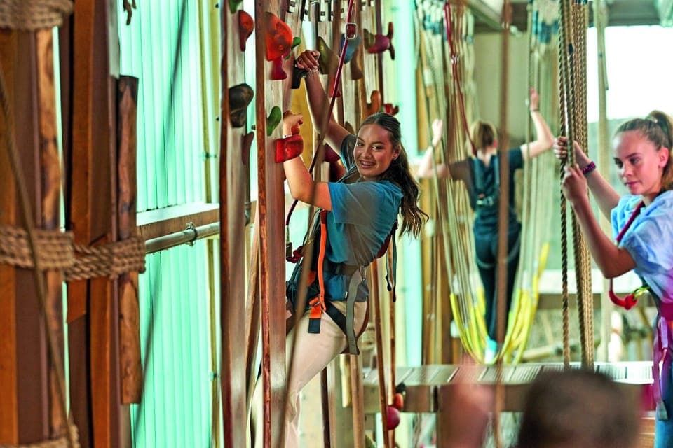 Surroundings [summer] (1-5 km)