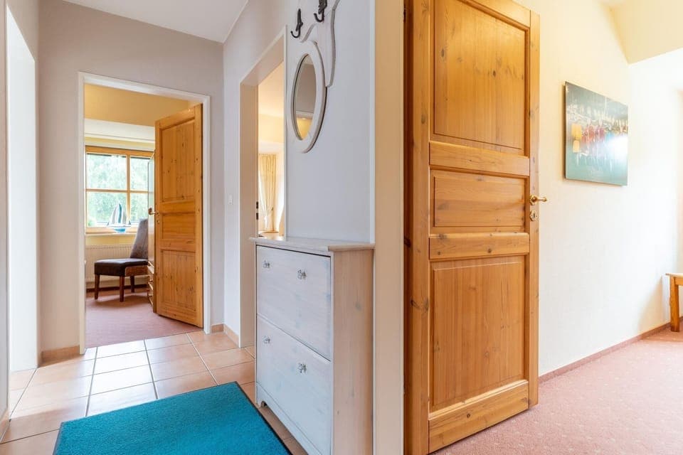 Entrance / Reception