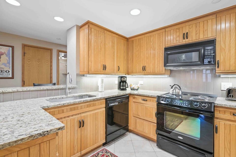 charter-2430-2049_52518099048_o