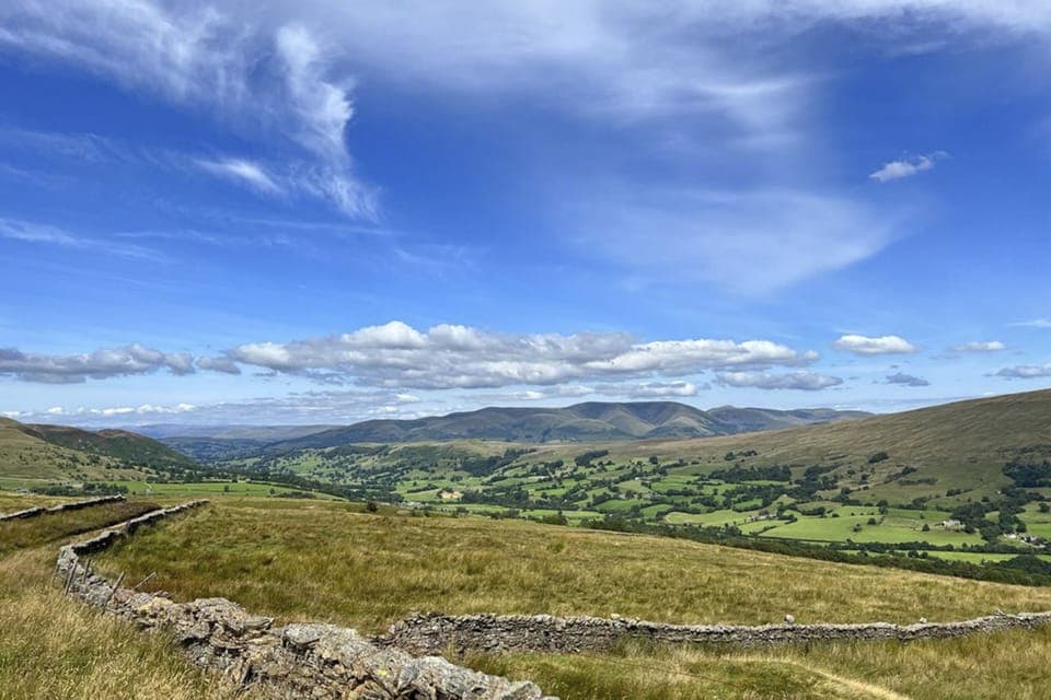 Canny Grouse Barn, near Kirkby Stephen: Not far from the glorious Howgill Fells, separating Cumbria and the Yorkshire Dales