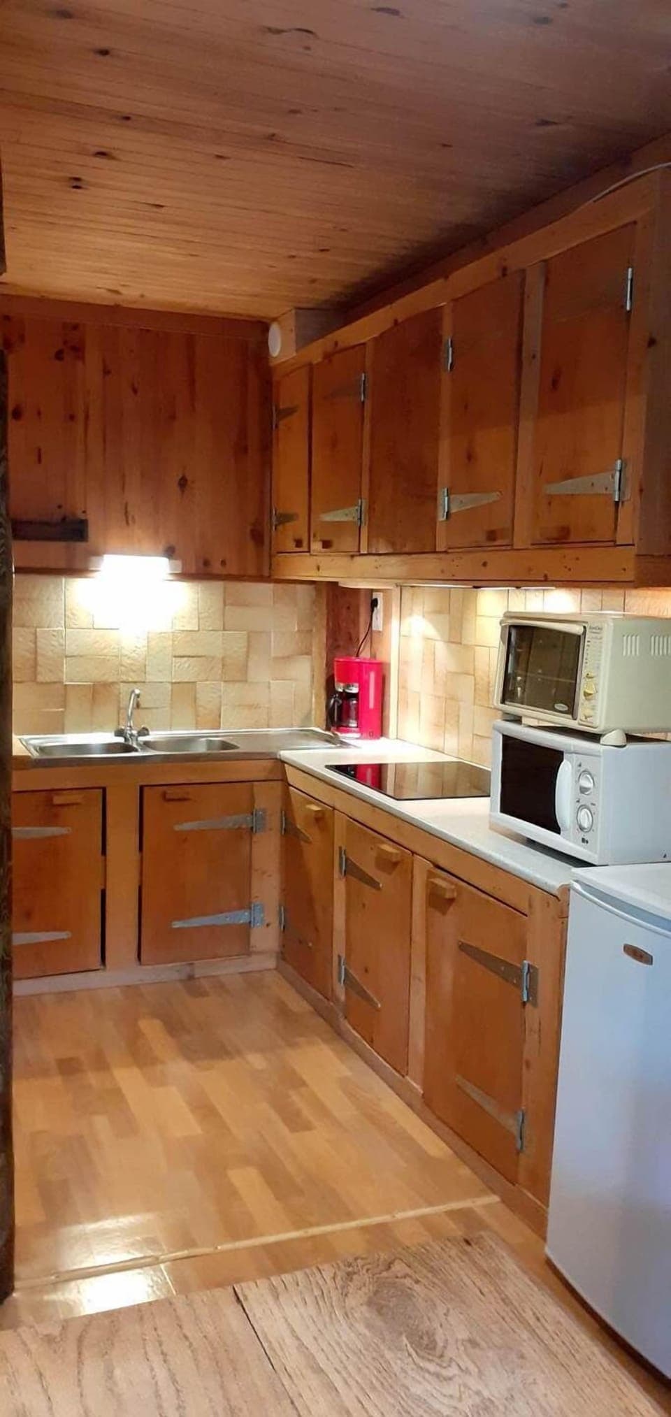 Gîte Tré le grenier - charmant gîte - Gîte le Haut - pour 2 personnes - kitchenette