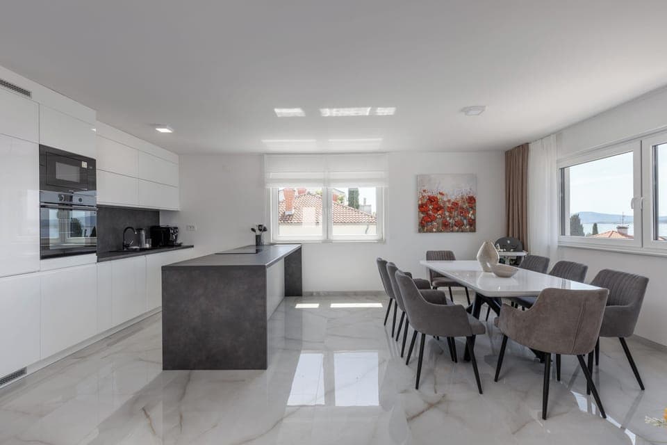 Kitchen and dining area