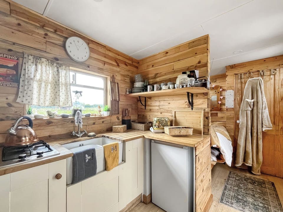 Open plan living space | The BoxOasis Farm, Fareham