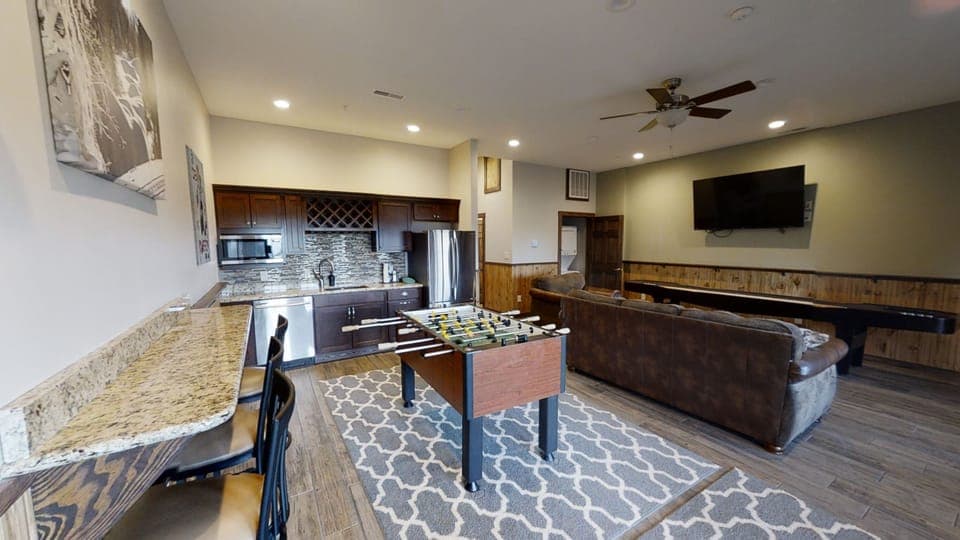 Home Decor, Indoors, Screen, Furniture, Table