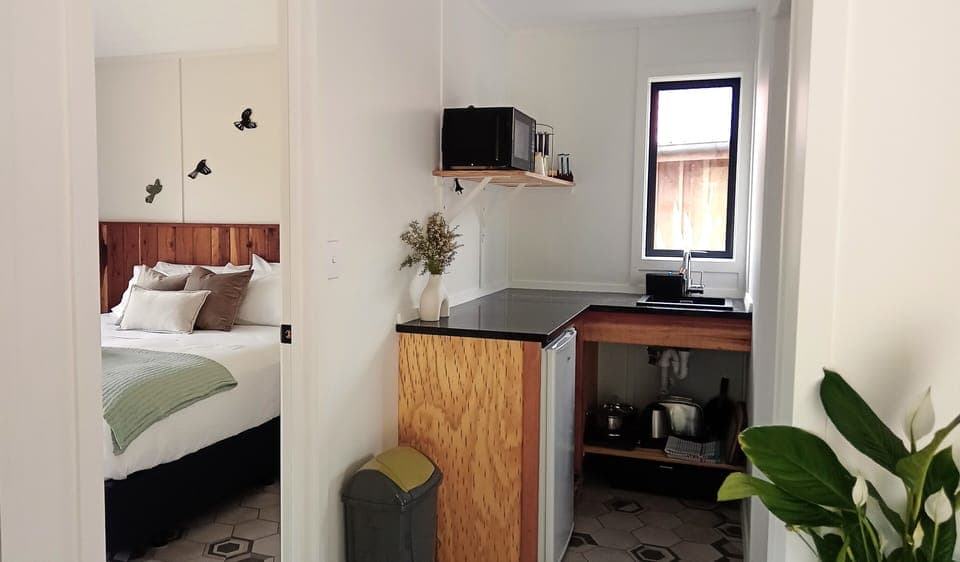 Piwakawaka Kitchentte