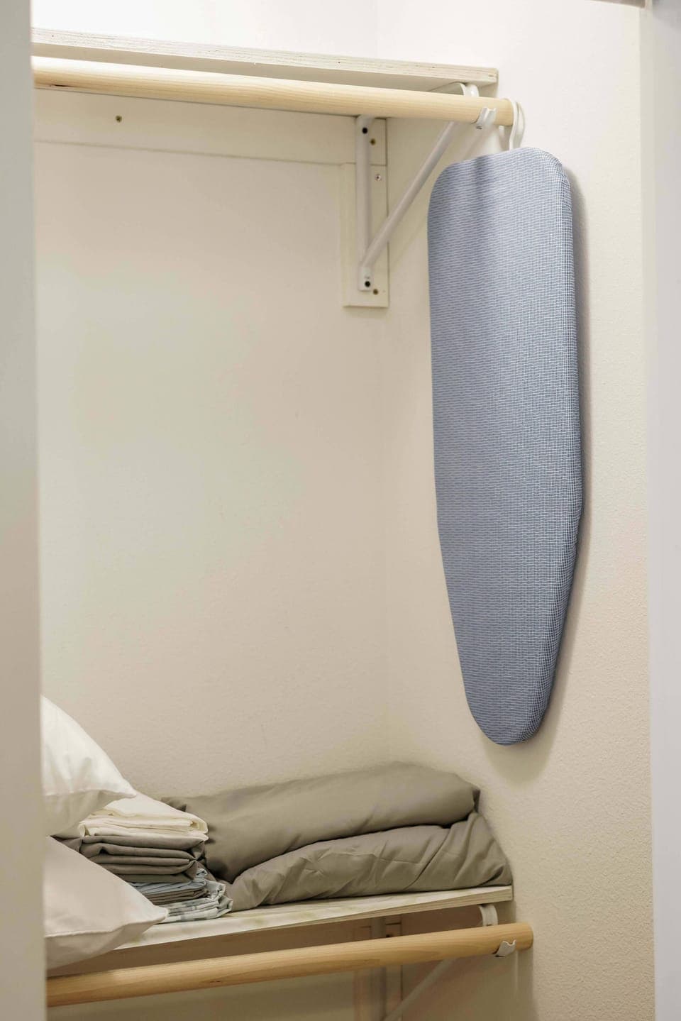 #StayinMyDistrict Forest Park! Exterior of home and private entrance!