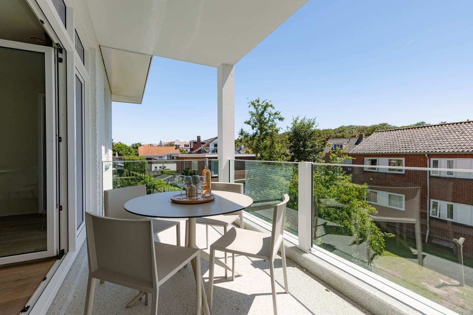 Sunny and spacious terrace