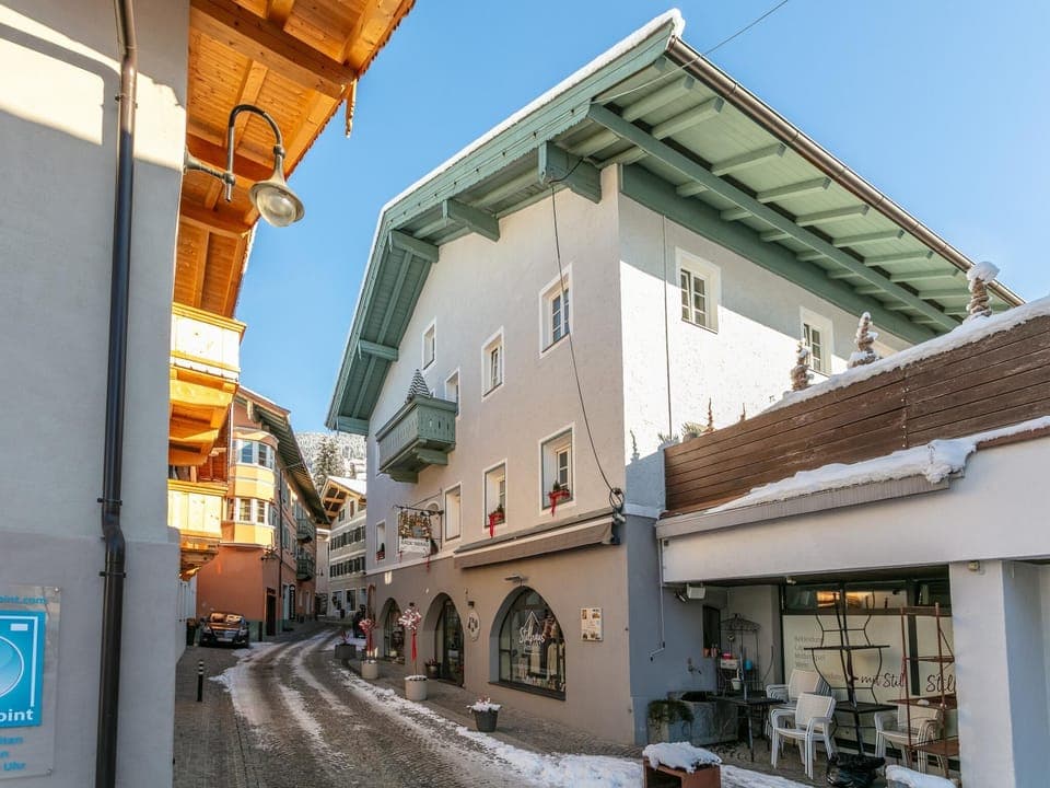 Holiday Home Exterior [winter]