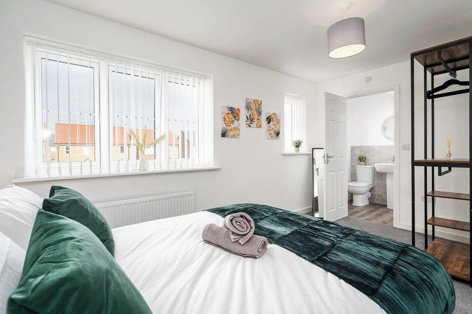Eagle Drive Double bedroom-Ensuite