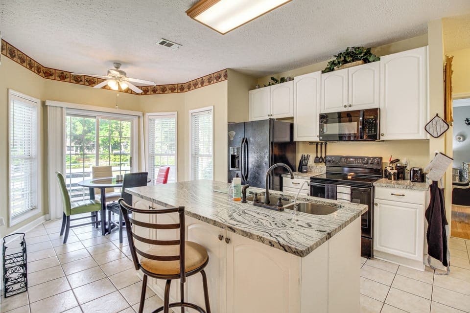 Kitchen | Dining Area | Cooking Basics