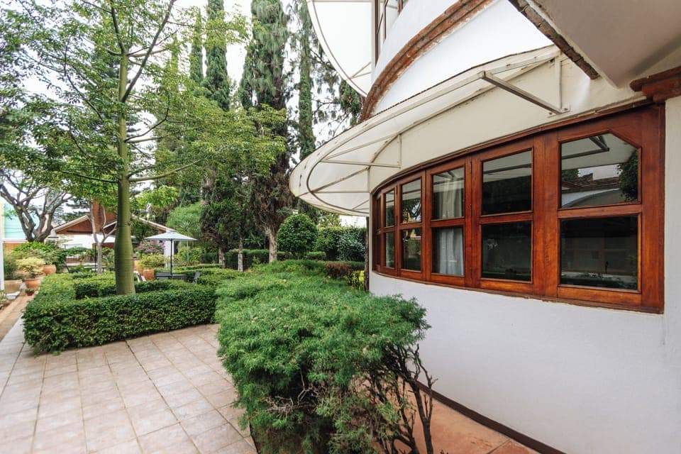 Lovely first floor , 1 bedroom, 1 bath bungalow. 