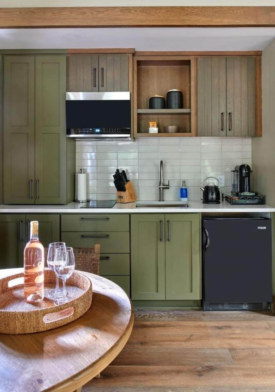 Fully equipped kitchenette – perfect for preparing meals during your stay.