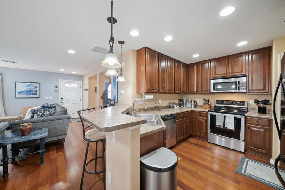Kitchen 1