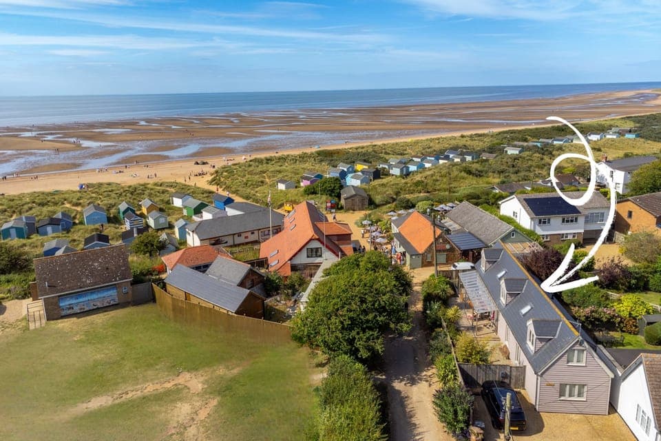 The Old Dormitory, Old Hunstanton: A hop, skip and a jump away from Old Hunstanton Beach