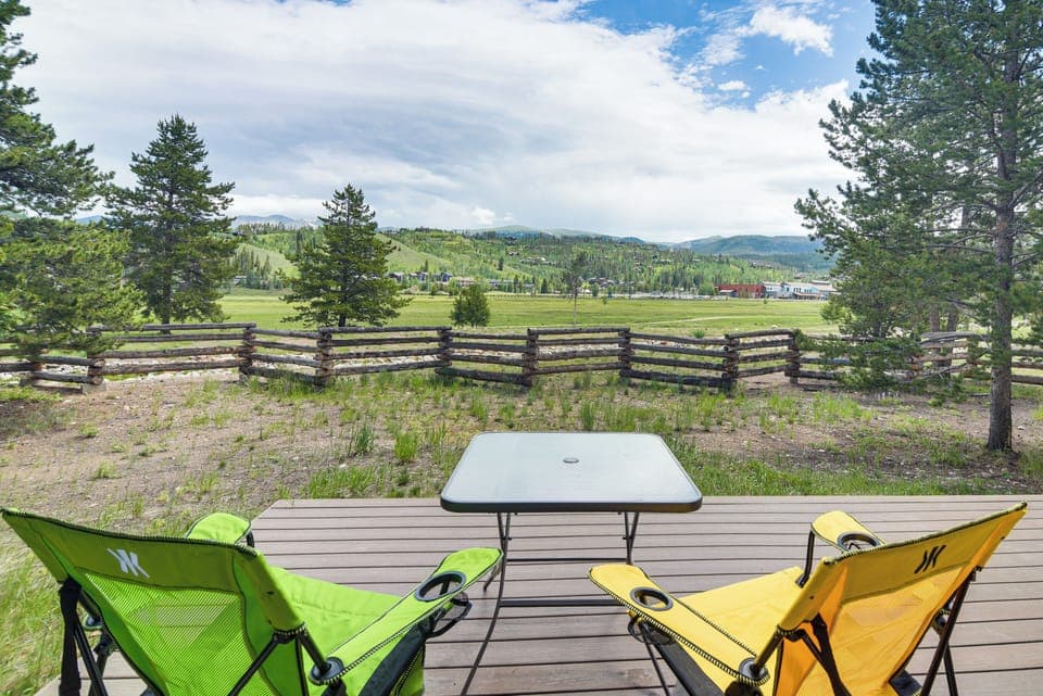 Fraser Vacation Rental | 3BR | 2.5BA | 1,840 Sq Ft | 1 Step Required to Enter