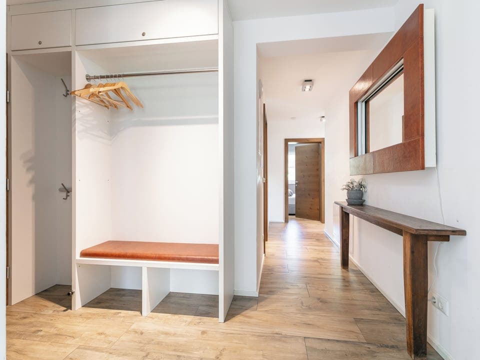 Entrance / Reception