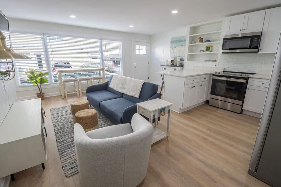 Living Room | Dining | Kitchen