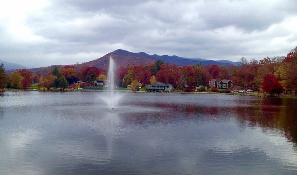 Stunning fall color at nearby Lake Tomahawk where you can enjoy the playground, tennis courts, and elliptical walking trails.