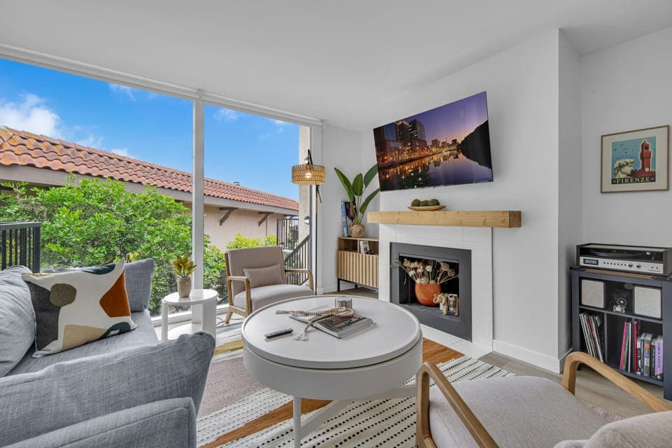 Living room with smart TV. The fireplace is to not be used.