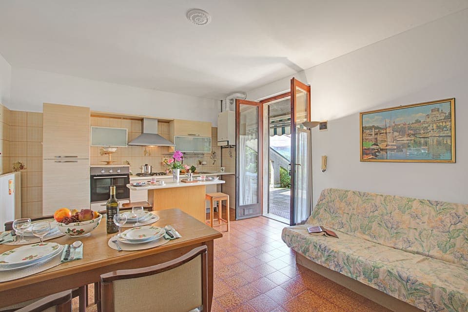 Kitchen and dining area