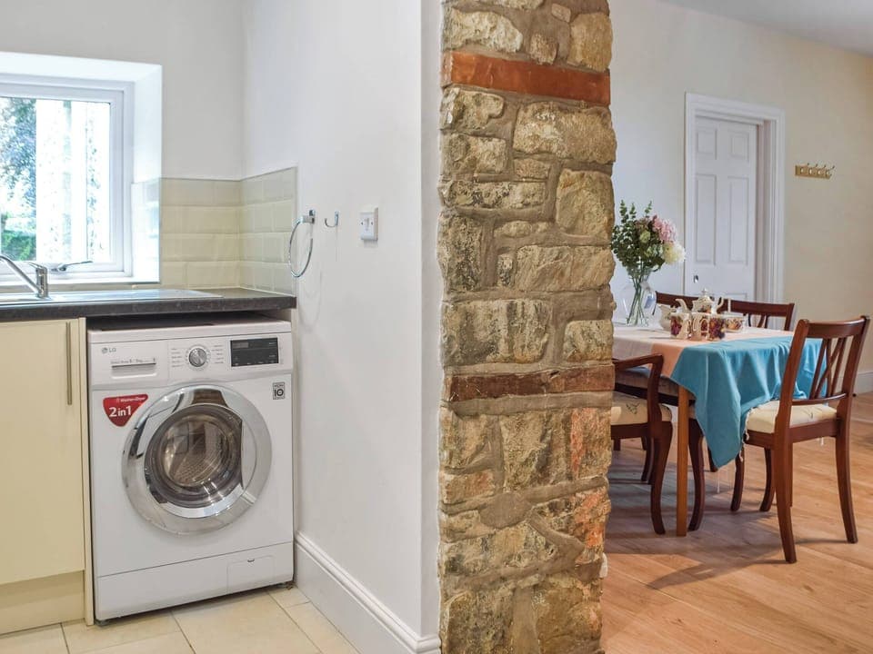 Kitchen/diner | Mariah - Sannan Court, Llanfynydd