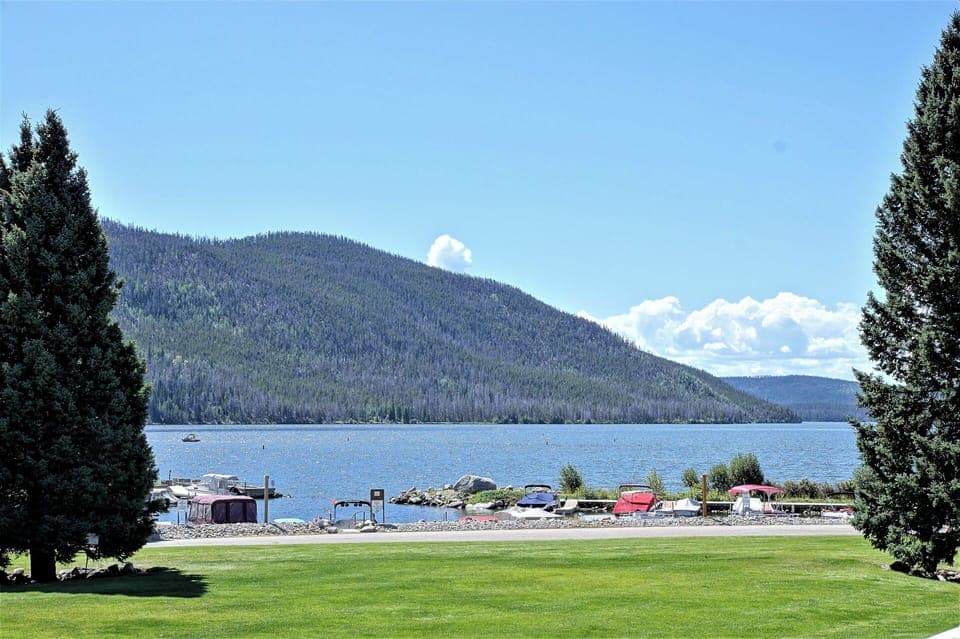 Shadow Mountain Lake