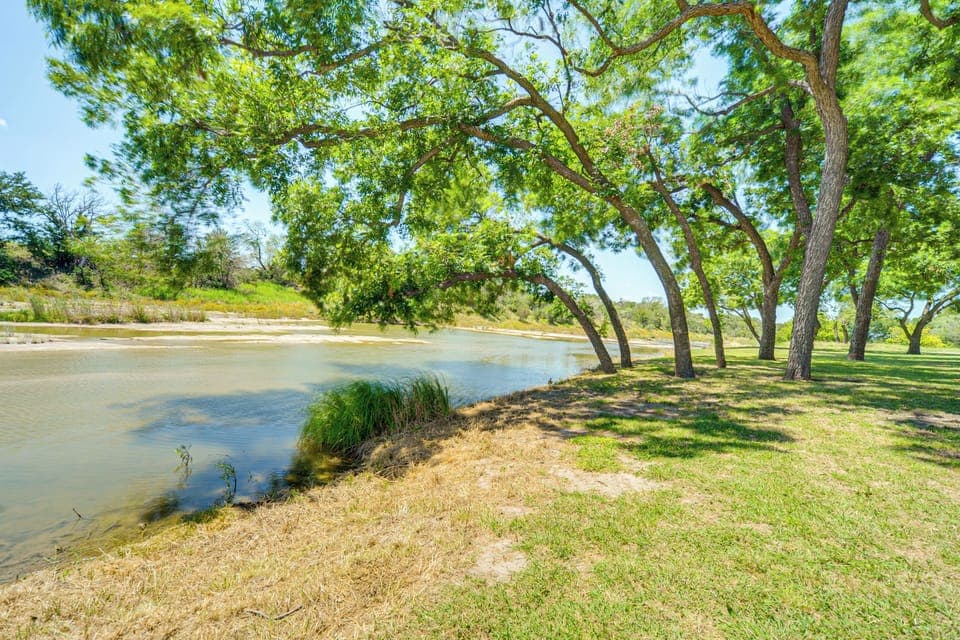 San Saba River On-Site | 25-Acre Plot
