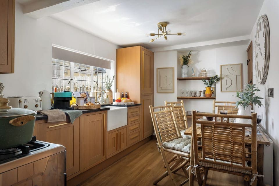 55 - Brigadoon - WR12 7AT - Web