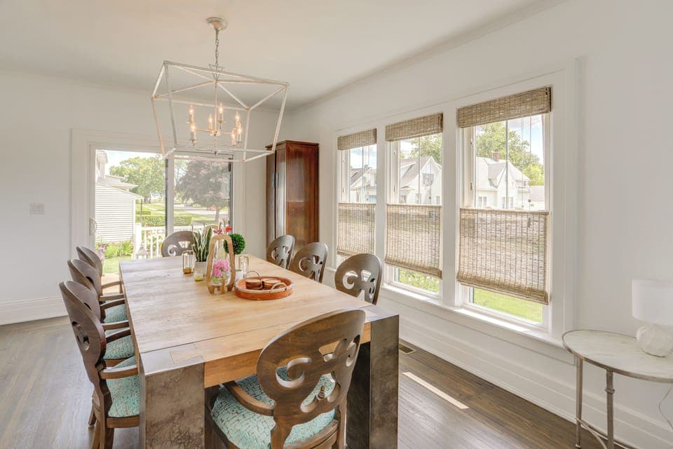 Dining Room | Dishware/Flatware Provided | 1st Floor