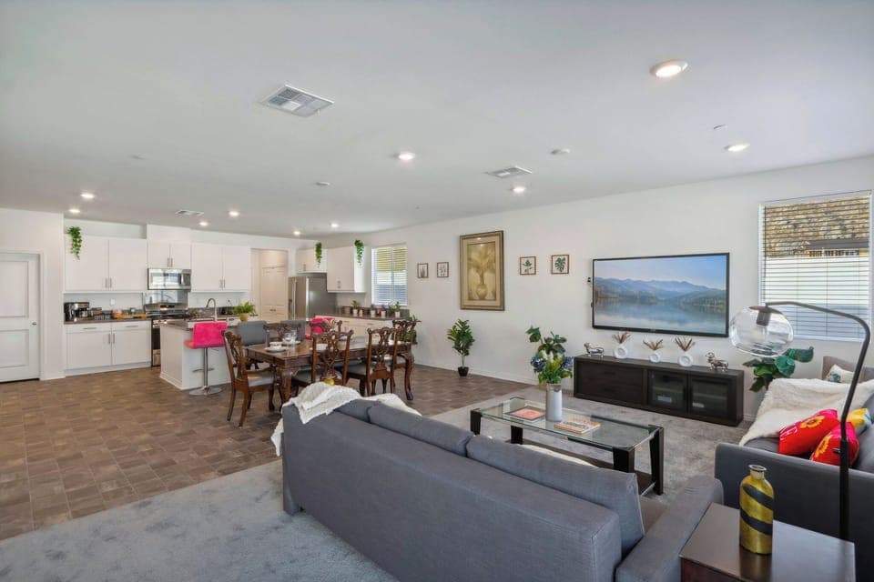 Stay connected with fast, free Wi-Fi available throughout the home.