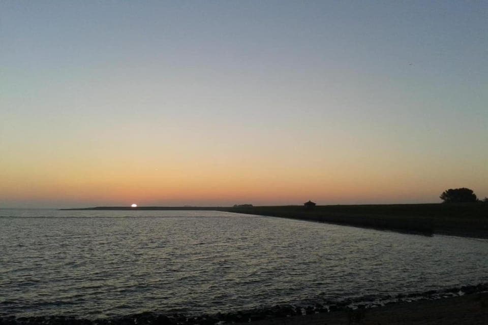 Region [summer] (>5 km)