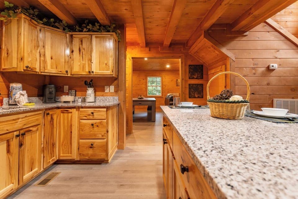 Trail's End's fully-equipped kitchen