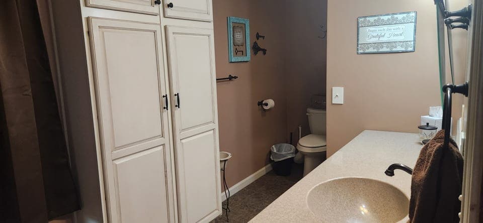 Main Floor Bathroom
