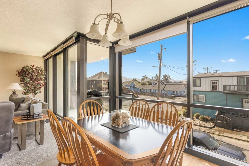 Sit and enjoy a delicious meal while viewing the scenic Seaside town.