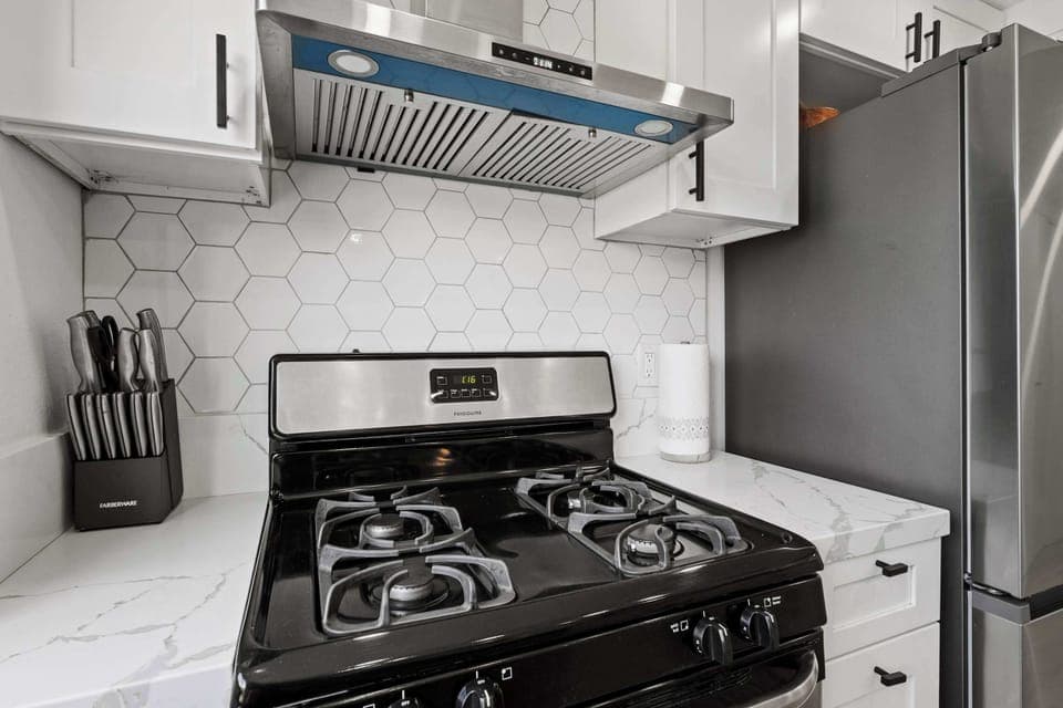 Fully equipped kitchen