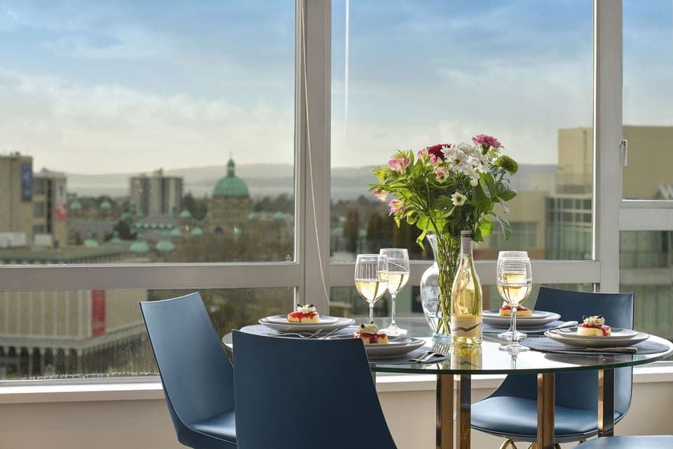 Welcome to the Harbour View Suite!  