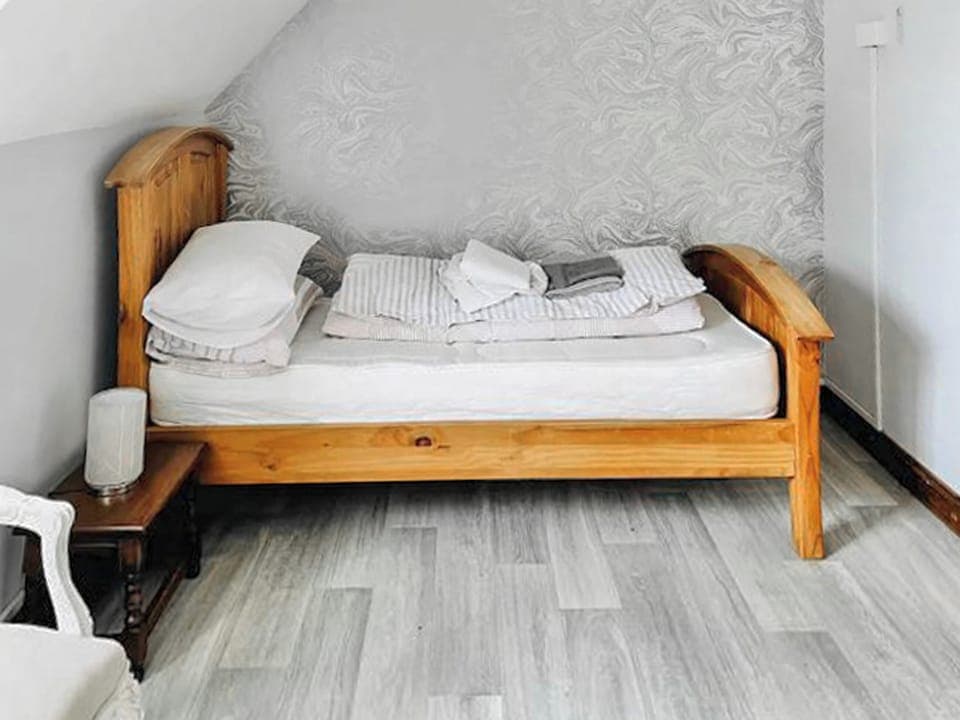 Twin bedroom | Grantham House, Grantham