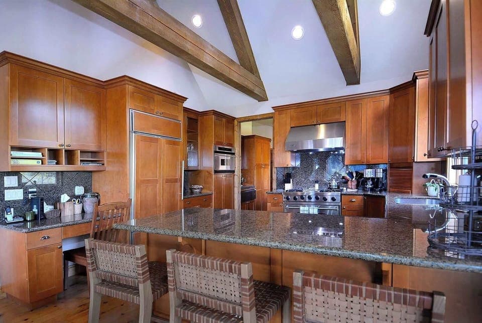 Spacious kitchen