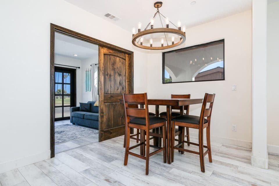 Additional dining table near the office