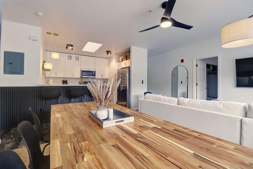 Open concept dining and living area