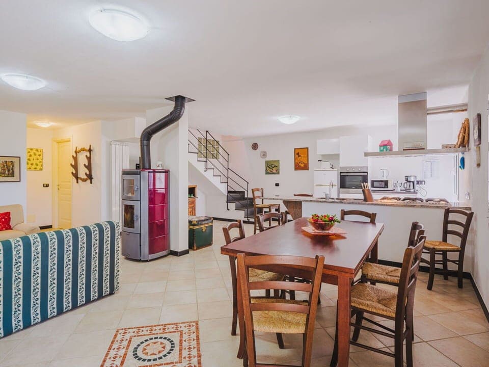 Cloud, Sky, Water, Daytime, Azure, Beach, Coastal And Oceanic Landforms, Natural Landscape, Horizon, Landscape