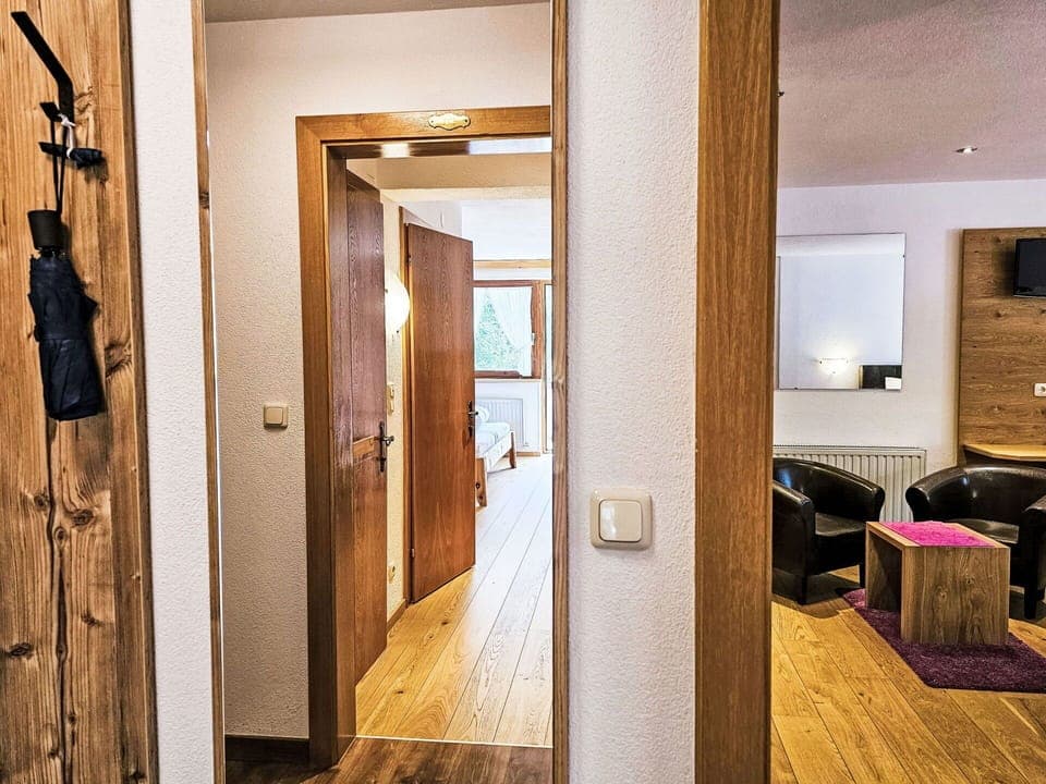 Building, Wood, Door, Architecture, Comfort, Floor, Flooring, Home Door, Hardwood