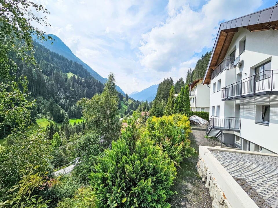 Plant, Furniture, Wood, Porch, Shade, Road Surface, Outdoor Furniture, Building, Chair, Interior Design