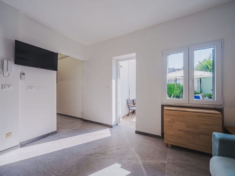 Sky, Snow, Mountain, Building, World, Slope, House, Natural Landscape, Freezing, Landscape