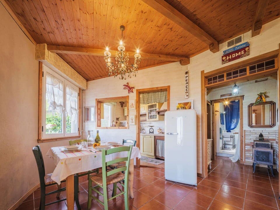 Property, Picture Frame, Wood, Table, Interior Design, Door, Floor, Window, Flooring, Wall